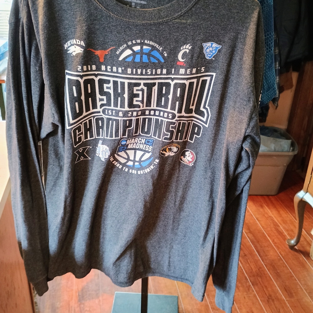 Champion Gray Basketball Championship Tee Bin 17